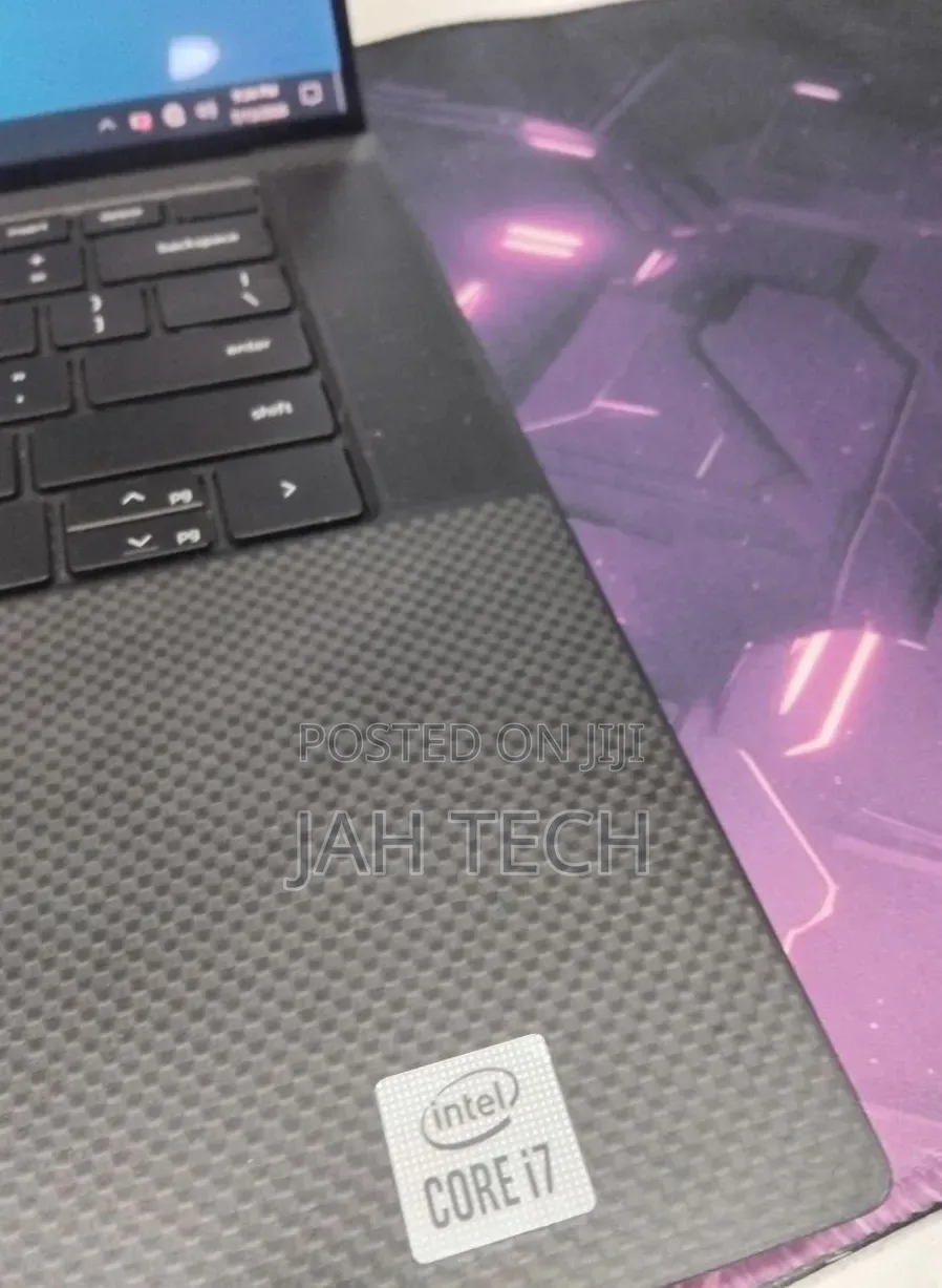 New Laptop Dell XPS 15 16GB Intel Core i7 SSD 512GB