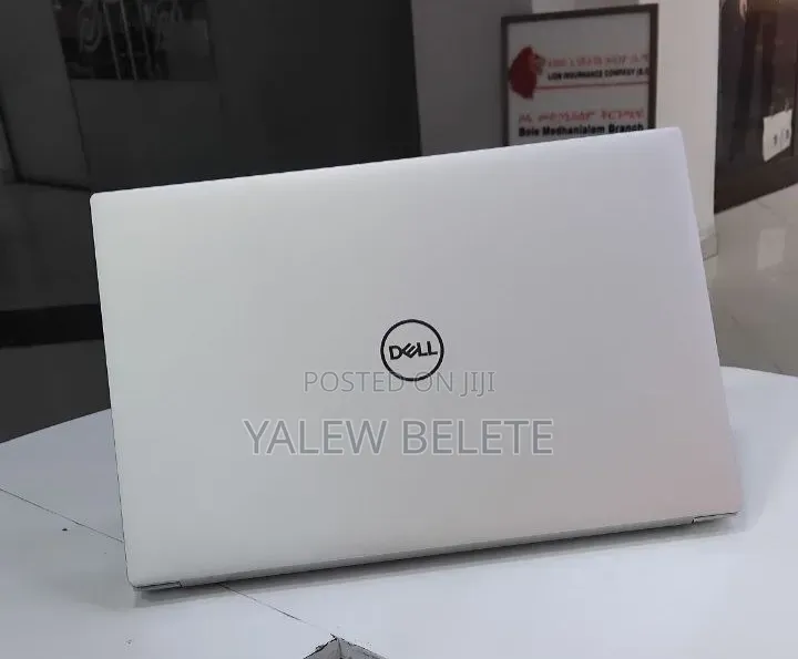 New Laptop Dell XPS 15 16GB Intel Core i7 SSD 512GB