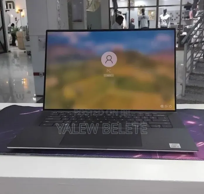 New Laptop Dell XPS 15 16GB Intel Core i7 SSD 512GB