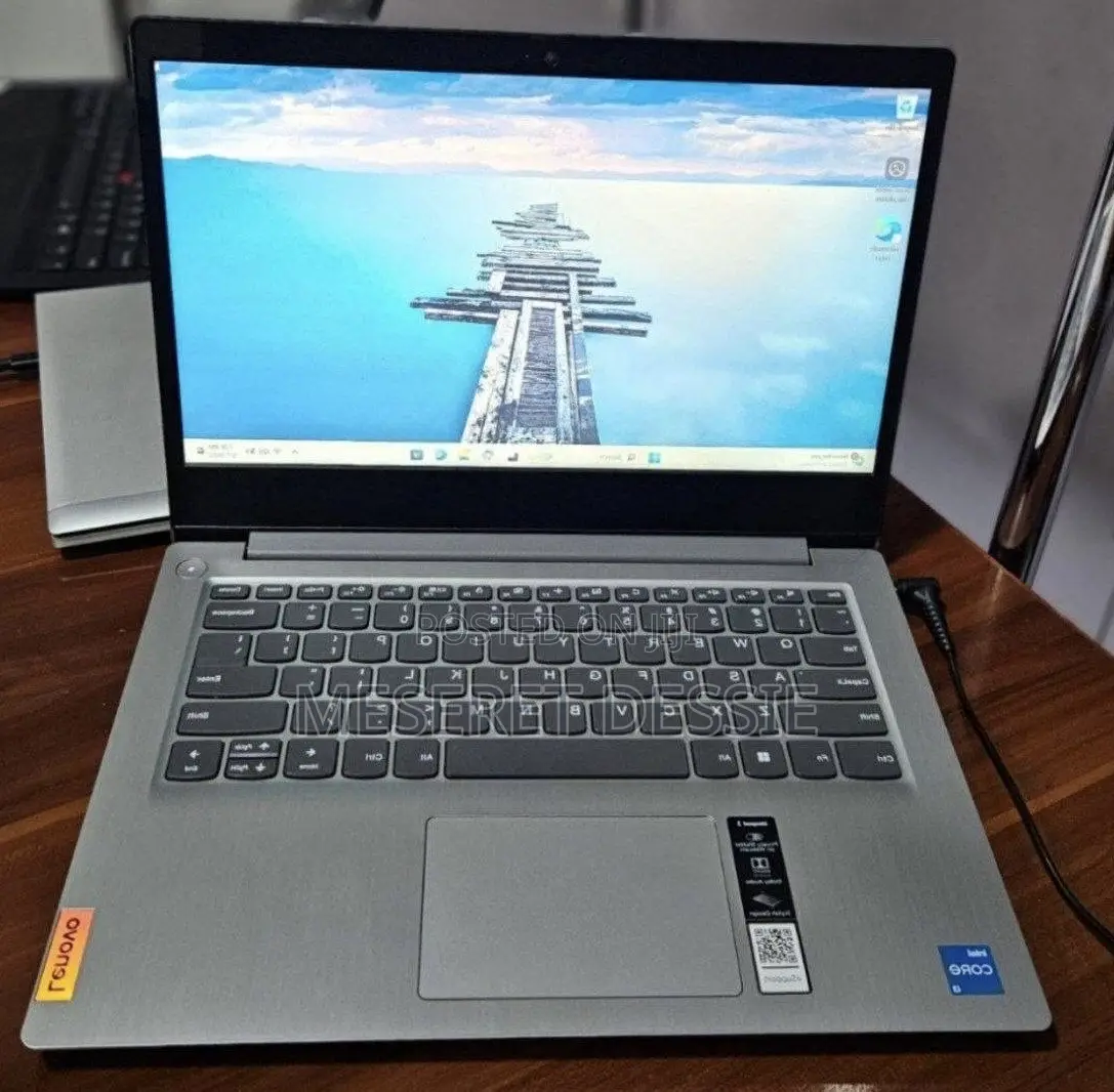 New Laptop Lenovo IdeaPad 1 8GB Intel Core i3 SSD 256GB