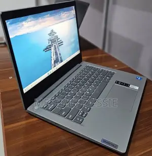 New Laptop Lenovo IdeaPad 1 8GB Intel Core i3 SSD 256GB