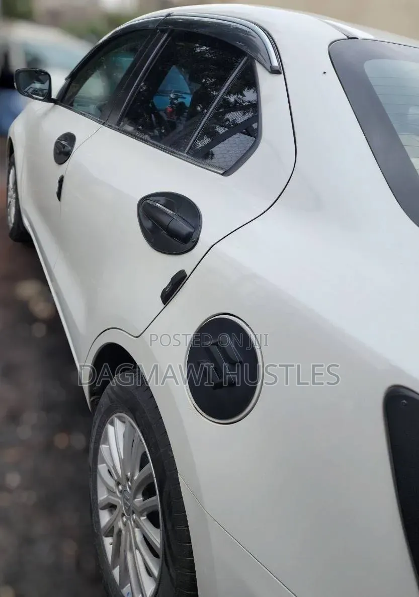 Suzuki Dzire 2023 White