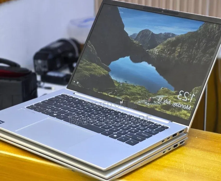 New Laptop HP EliteBook 840 G11 16GB Intel Core Ultra 7 SSD 512GB