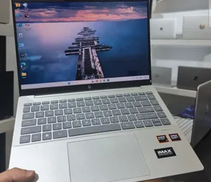 New Laptop HP Pavilion 14 32GB AMD Ryzen 7 SSD 1T