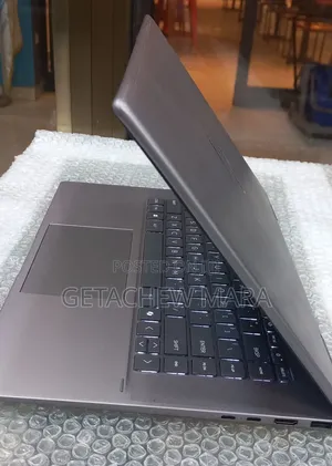 New Laptop HP Envy X360 16GB Intel Core Ultra 7 SSD 512GB