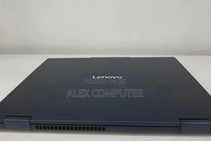 New Laptop Lenovo 16GB AMD Ryzen 7 SSD 1T