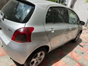 Toyota Yaris 2006 Silver