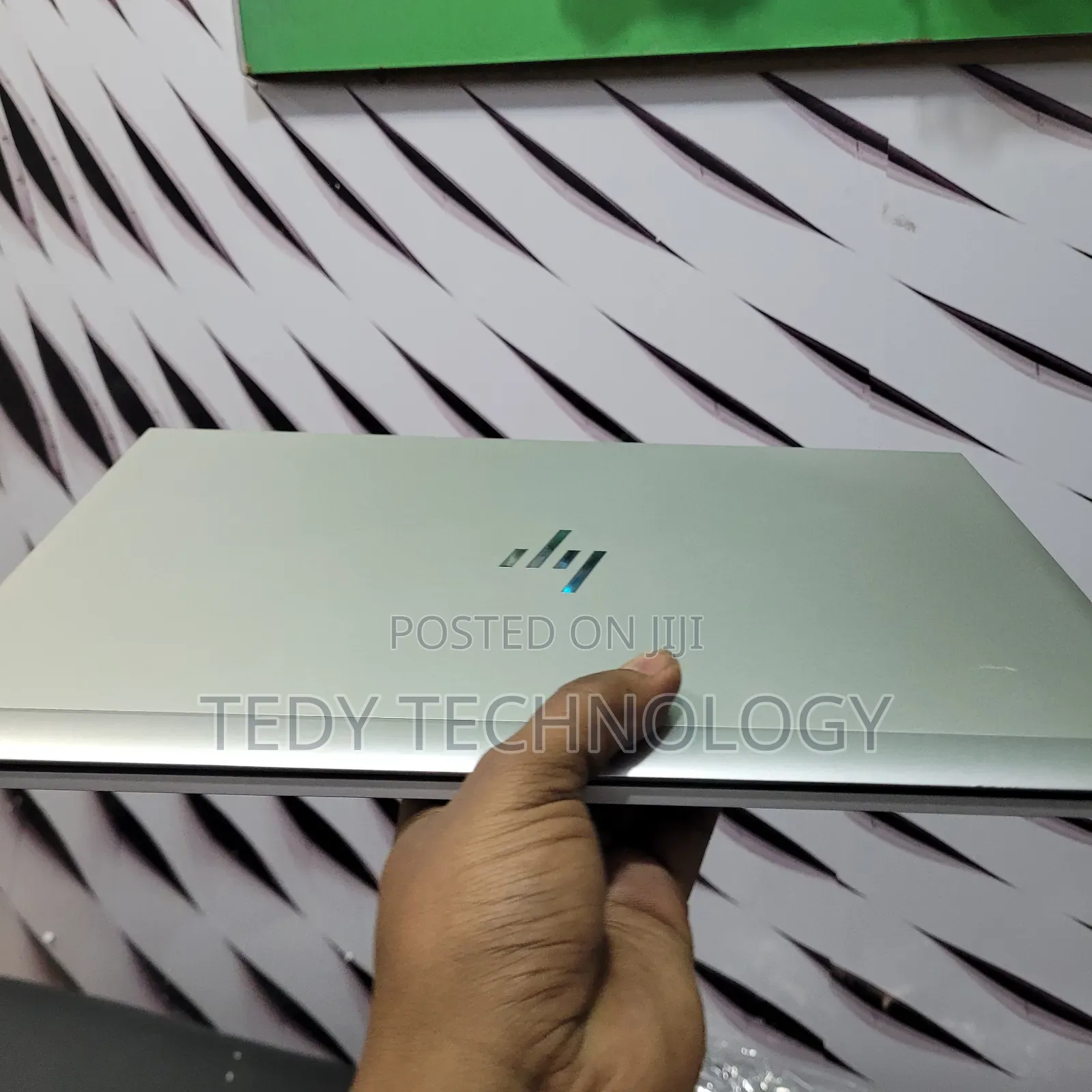 New Laptop HP EliteBook 840 G8 8GB Intel Core i5 SSD 512GB