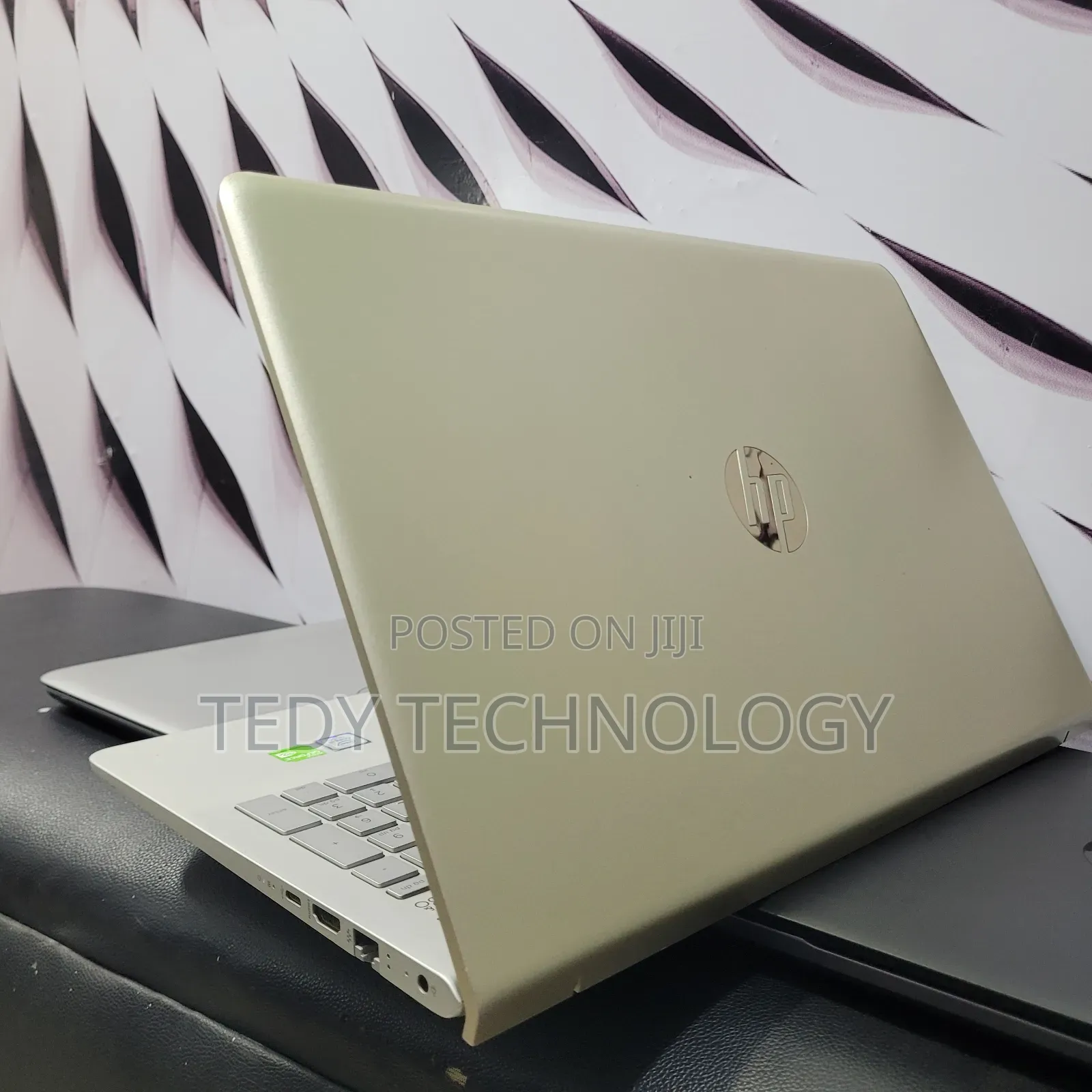 New Laptop HP Pavilion 15 8GB Intel Core i5 SSD 512GB