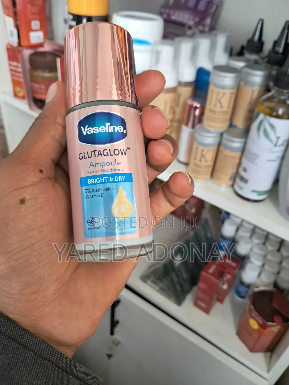 Vaseline GlutaGlow Ampoule Serum Deodorant