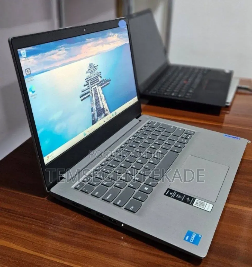 New Laptop Lenovo Ideapad 3 8GB Intel Core i3 SSD 256GB