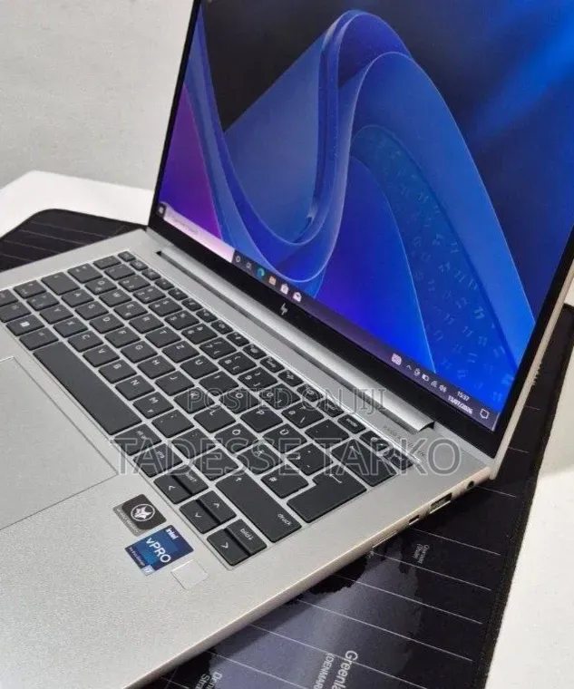 New Laptop HP EliteBook 840 G9 16GB Intel Core i7 SSD 512GB