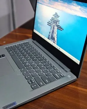 New Laptop Lenovo Ideapad 3 8GB Intel Core i3 SSD 256GB