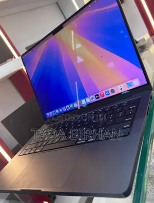 New Laptop Apple MacBook Pro 2023 M3 Pro 16GB Intel Core M3 SSD 512GB
