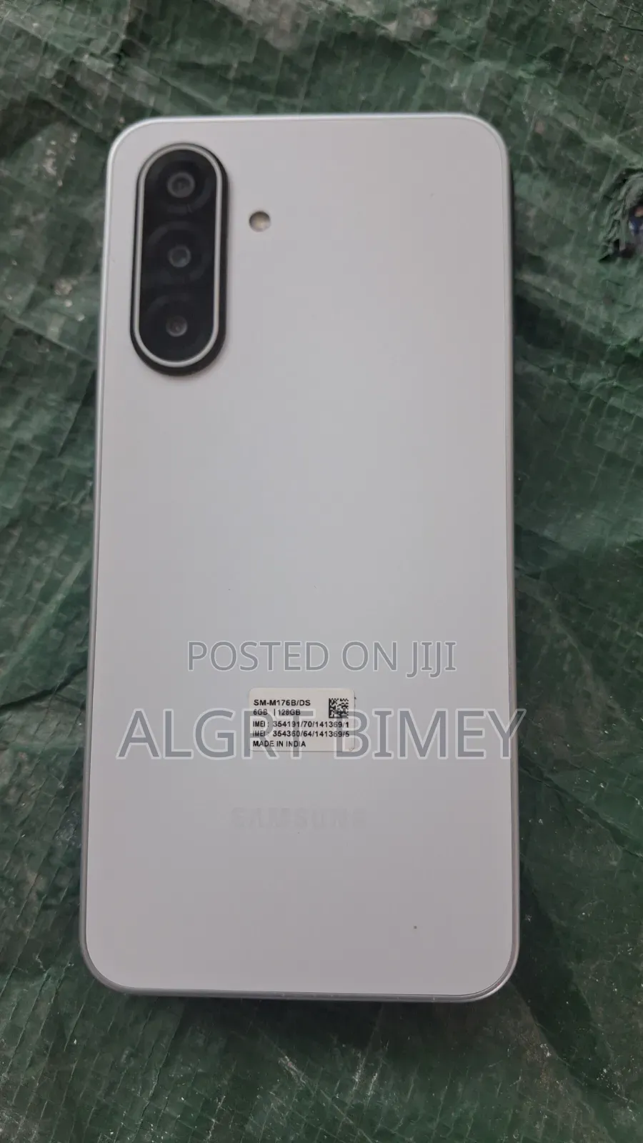 New Samsung Galaxy M17 5G 128 GB White