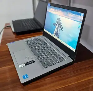 New Laptop Lenovo Ideapad 3 8GB Intel Core i5 SSD 256GB