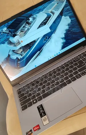 New Laptop Lenovo Ideapad 3 8GB AMD Ryzen 7 SSD 512GB