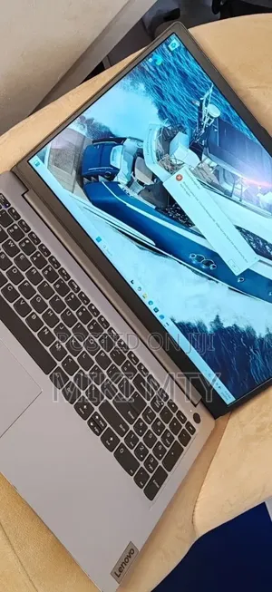 New Laptop Lenovo Ideapad 3 8GB AMD Ryzen 7 SSD 512GB