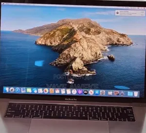 New Laptop Apple MacBook Pro 2018 32GB Intel Core i7 SSD 1T
