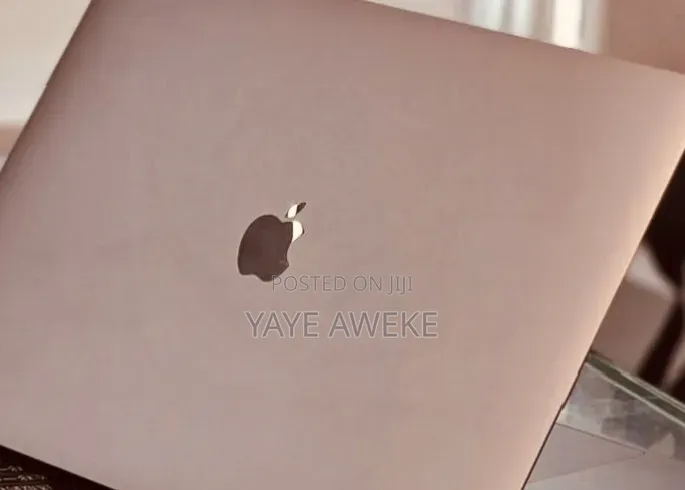 New Laptop Apple MacBook Pro 2018 32GB Intel Core i7 SSD 1T