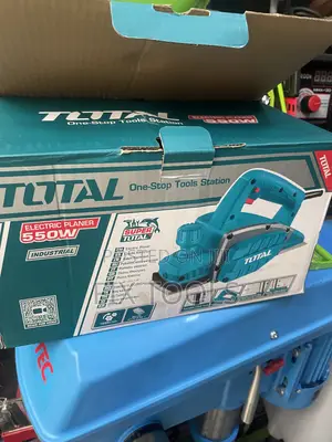 TOTAL 550W Electric Planer