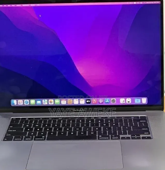 New Laptop Apple MacBook Pro 2018 32GB Intel Core i7 SSD 2T