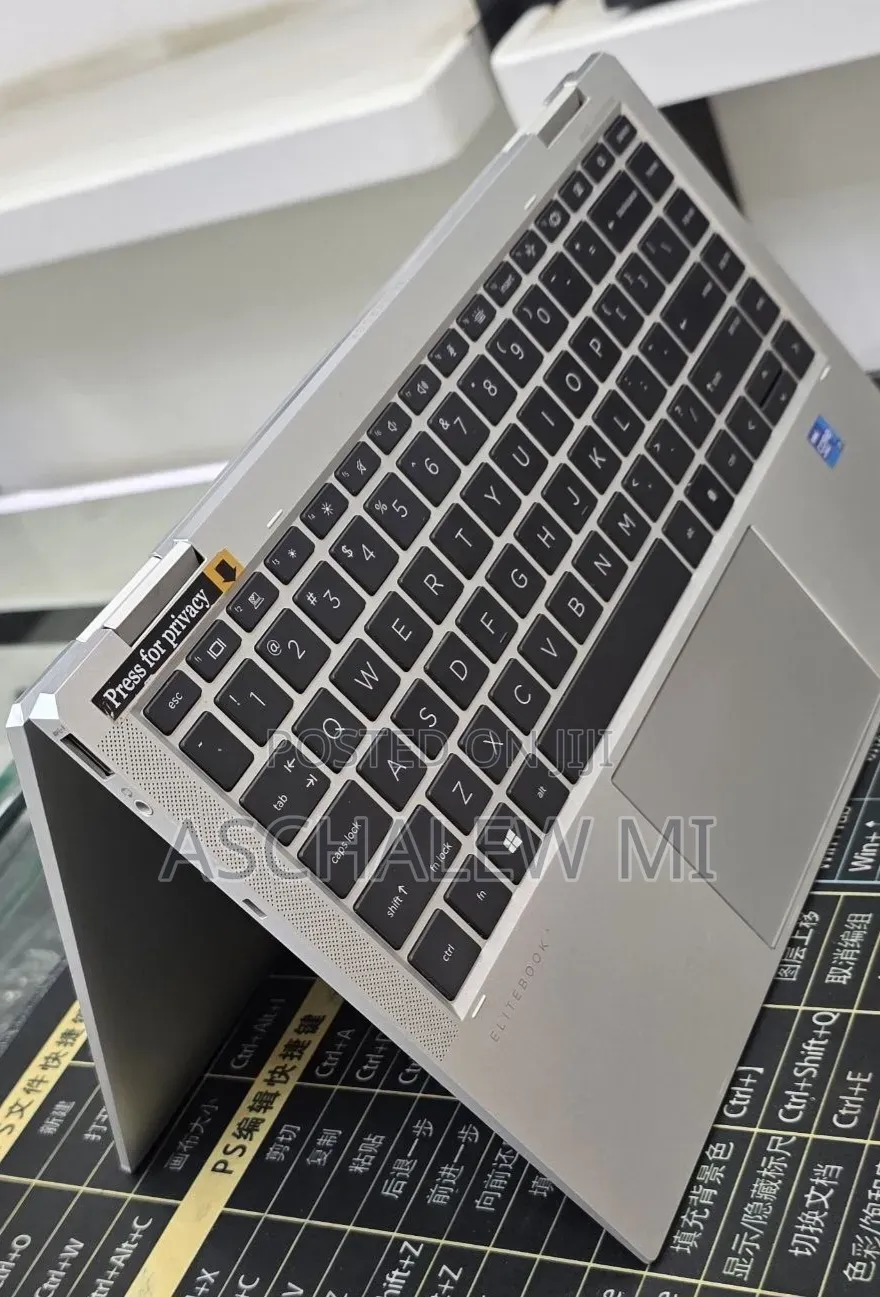 New Laptop HP EliteBook 1040 G8 32GB Intel Core i7 SSD 512GB