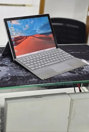 New Laptop Microsoft Surface Pro 7 16GB Intel Core i5 SSD 256GB