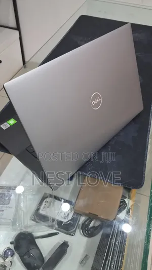 New Laptop Dell Precision 5550 16GB Intel Core i7 SSD 512GB