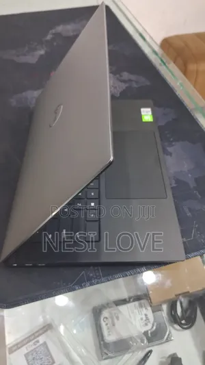 New Laptop Dell Precision 5550 16GB Intel Core i7 SSD 512GB