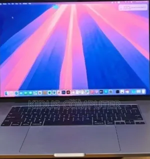New Laptop Apple MacBook 2018 32GB Intel Core i9 SSD 2T
