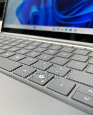 New Laptop Microsoft Surface 16GB Intel Core Ultra 7 SSD 512GB
