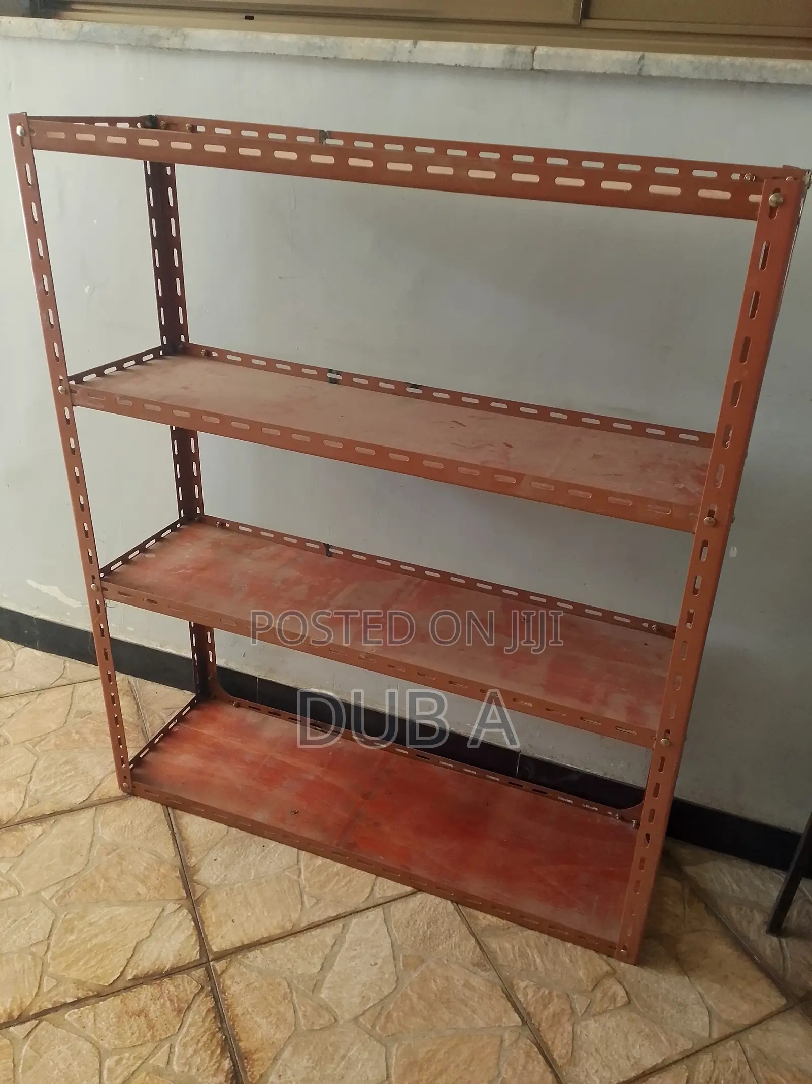 የብረት መደርደሪያ Shelf