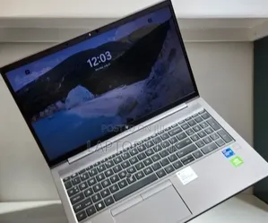 New Laptop HP ZBook Firefly G8 16GB Intel Core i7 SSD 512GB
