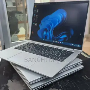 New Laptop HP EliteBook 840 G10 16GB Intel Core i7 SSD 512GB