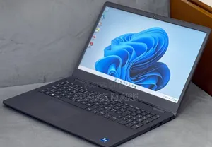 New Laptop Dell Vostro 15 3558 8GB Intel Core i5 SSD 256GB