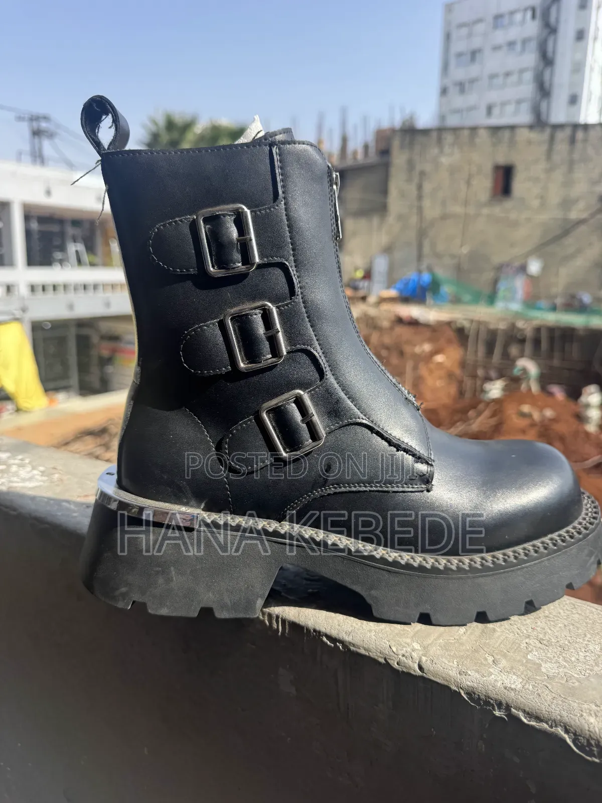 Unisex Chelsea Lug Boots