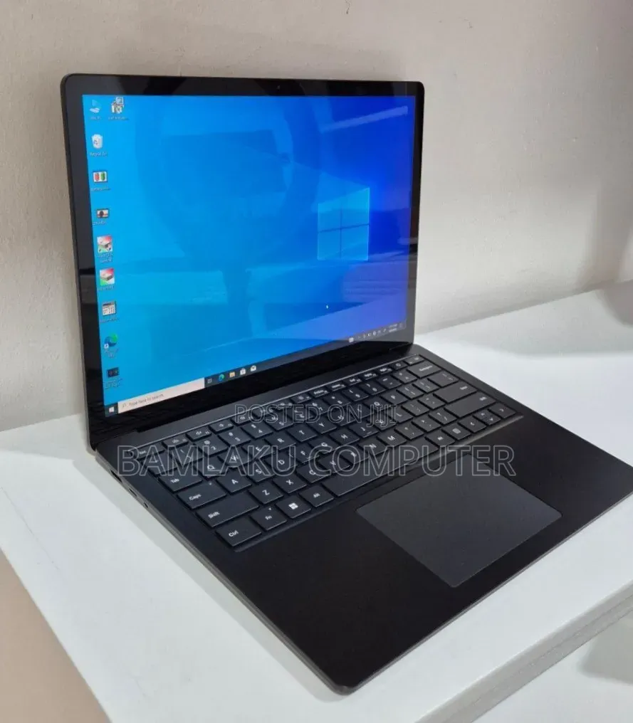 New Laptop Microsoft Surface Laptop 3 8GB Intel Core i5 SSD 256GB