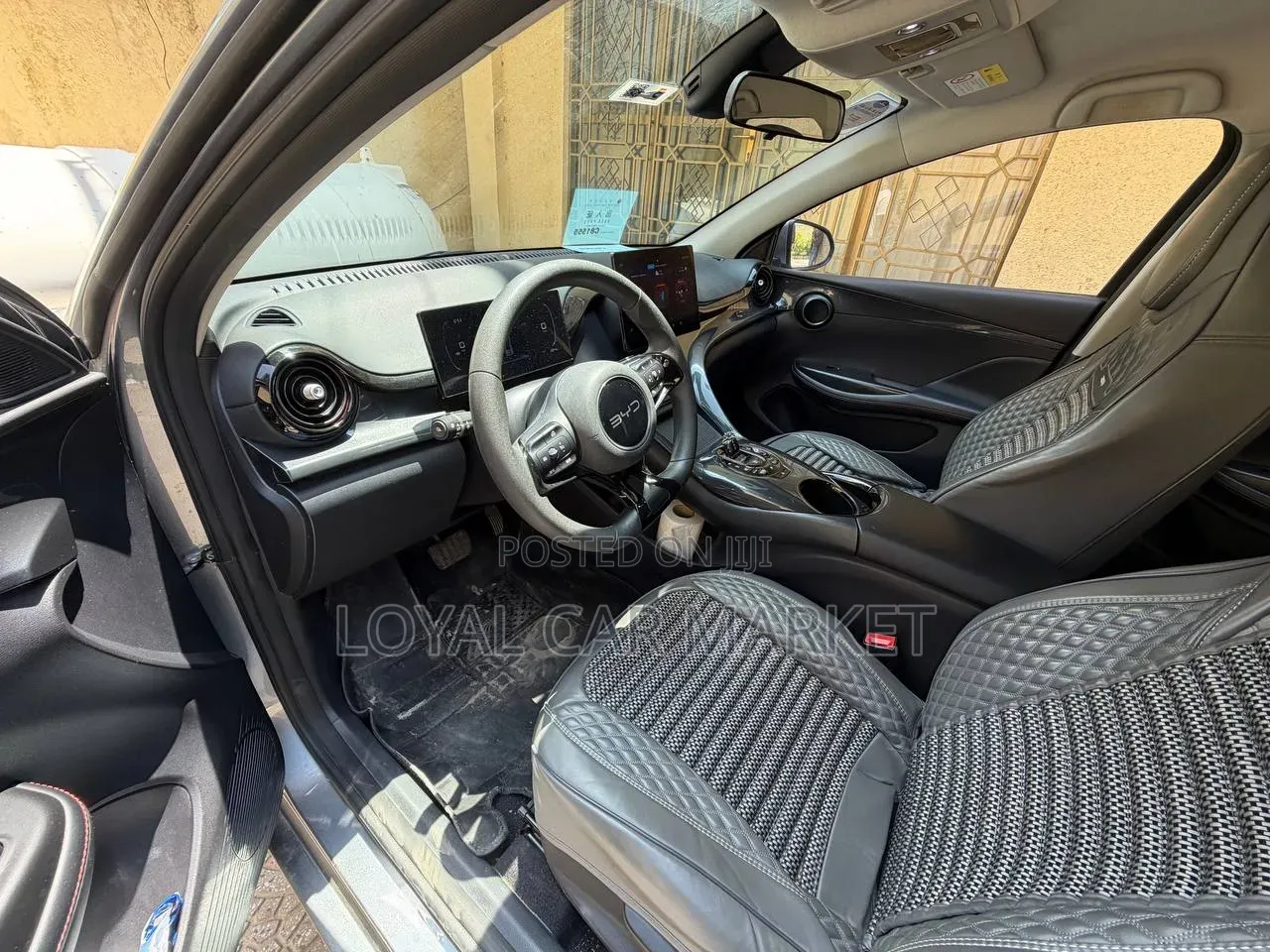 BYD E2 43 kWh 94 hp FWD 2025 Gray