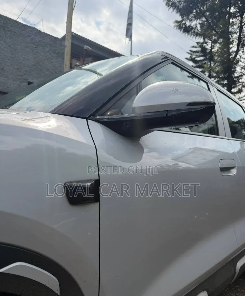 BYD Yuan Up 2025 Gray