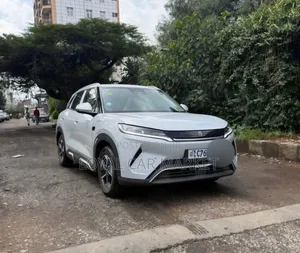 BYD Yuan Up 2025 Gray