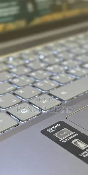New Laptop Lenovo Ideapad 3 16GB Intel Core i7 SSD 512GB