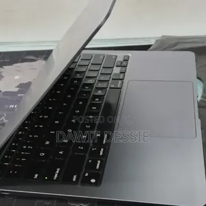 New Laptop Apple MacBook Air 2020 M1 16GB Apple M1 SSD 512GB