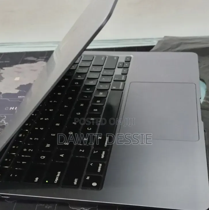 New Laptop Apple MacBook Air 2020 M1 16GB Apple M1 SSD 512GB