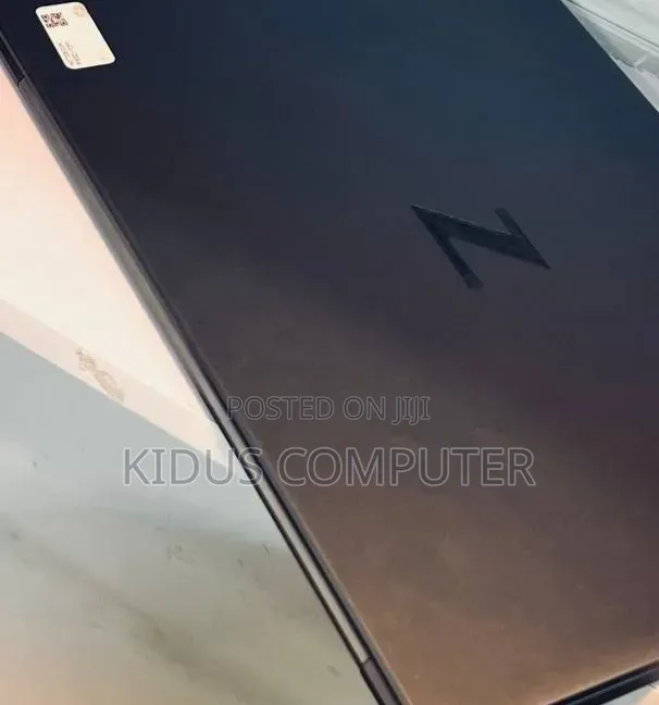 New Laptop HP ZBook Power G7 32GB Intel Core i7 SSD 512GB