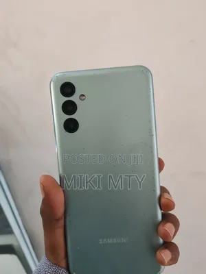 Samsung Galaxy M13 128 GB Silver