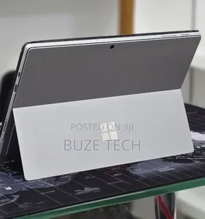 New Laptop Microsoft Surface Pro 7 16GB Intel Core i5 SSD 256GB