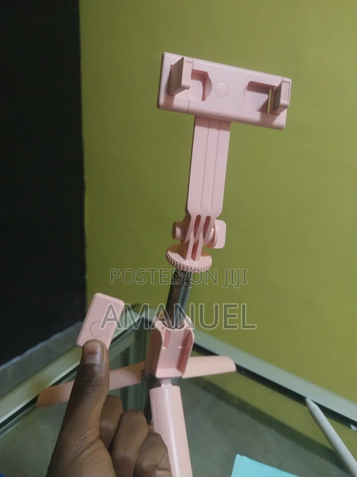 T10 Mini Selfi Stick Tripod for Girl