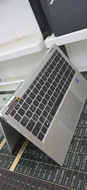 New Laptop HP EliteBook x360 1030 G8 32GB Intel Core i7 SSD 512GB