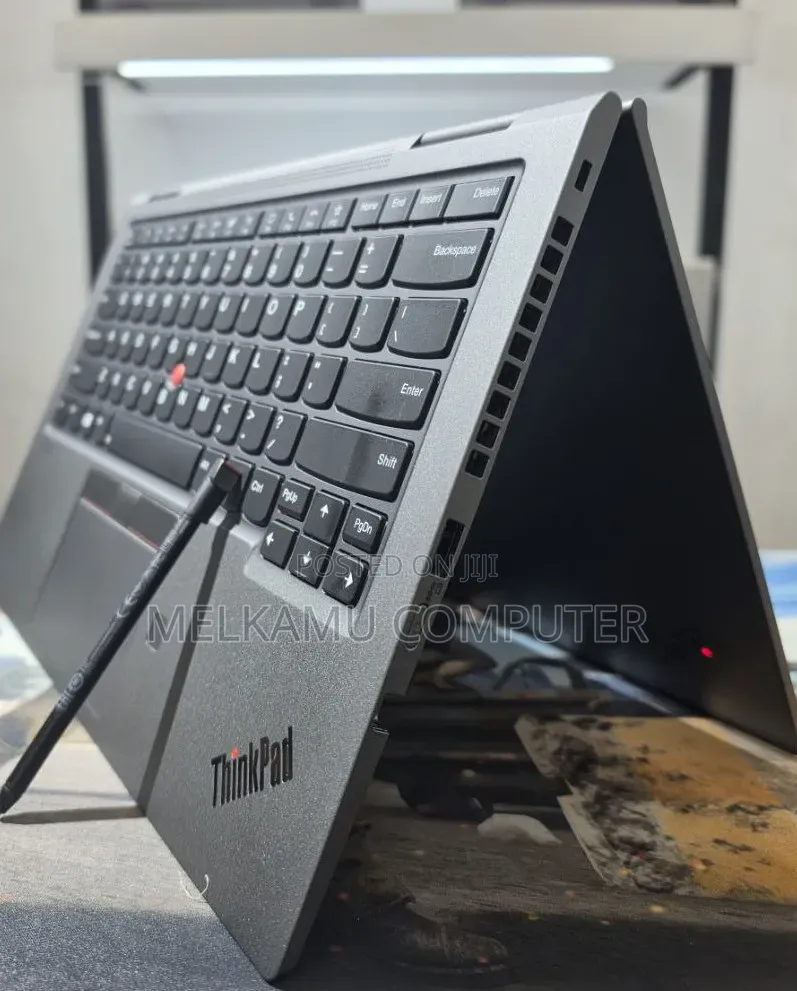 New Laptop Lenovo ThinkPad X1 Yoga 16GB Intel Core i7 SSD 512GB